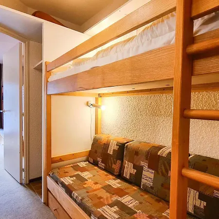 Agreable Avec Balcon Sud, Casier A Et Proche Des Pistes - Fr-1-425-203